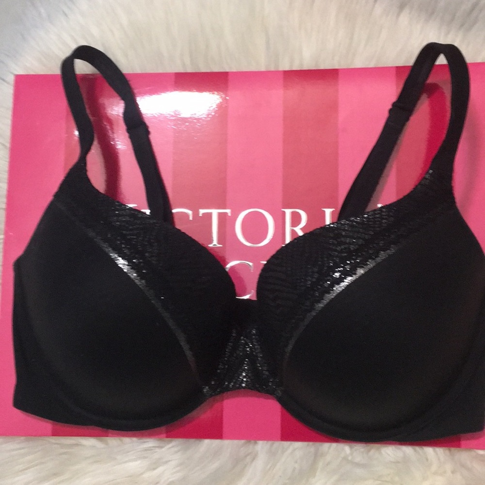 Victoria Secret Bra Size 36DD -Perfect Fit💫